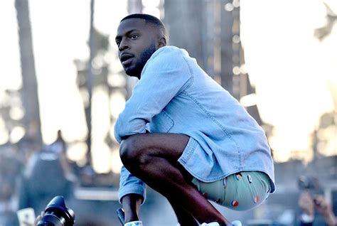 Isaiah Rashad Comes Out As Sexually Fluid,。